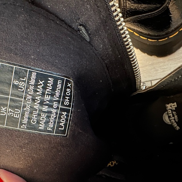 Dr. Martens Ghilana Max Distressed platform boots - Picture 8 of 10